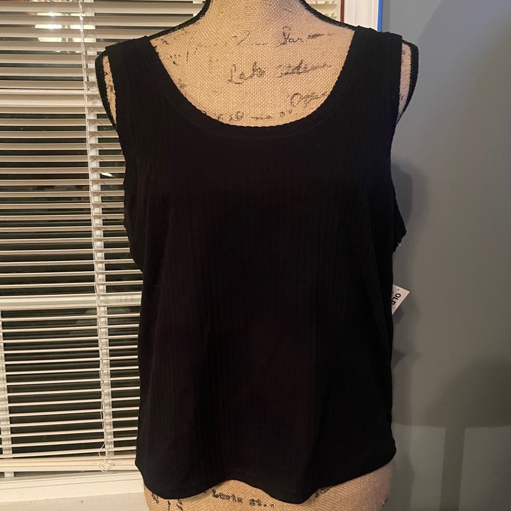 Old Navy Black Ribbed Scoop Tank
